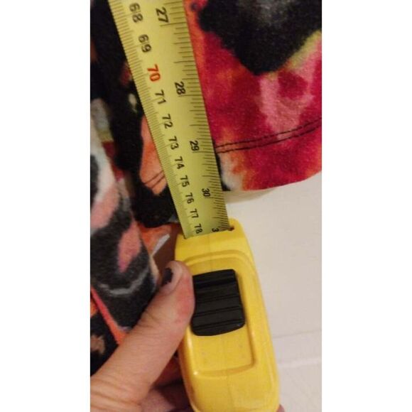 Chelsea and Theodore Rayon stretch flowy multi color crew neck - Picture 4 of 5